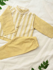 yellow-stripes-waistcoat-set_07