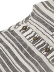 Boys-half-sleeve-shirt-in-handloom-cotton-Black-stripes-4