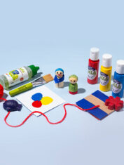 DIY-Wooden-peg-doll-kit---Christmas-edition-4