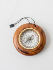 Wooden-Magnetic-Compass-4