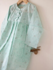 N4DKG1_Nightgown-in-party-in-the-sea-hand-block-print_9