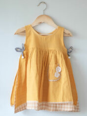 Old-photographs-yellow-short-dress-2